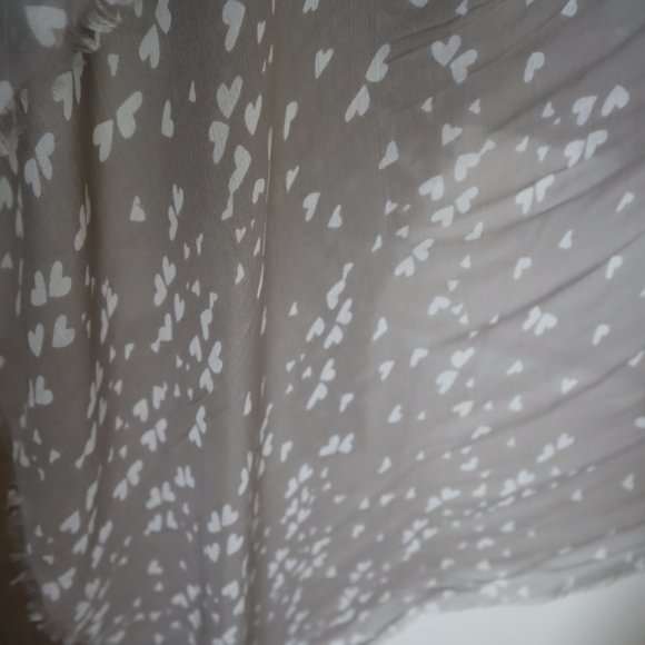 Tilo Modal Heart Wrap/Scarve - Picture 2 of 11